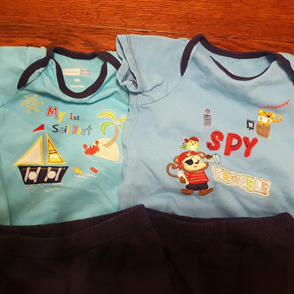 EUC 6 month Twin pirate sailing 4 piece bundle